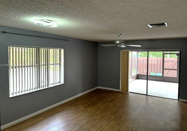 Building Photo - 5318 Tennis Ln