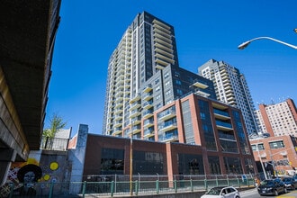 Building Photo - 1420-1420 Dupont St