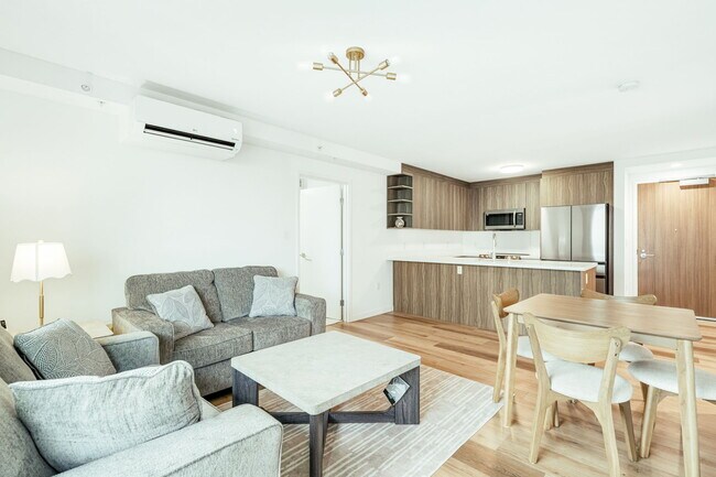 Foto del edificio - 1500 Rycroft St