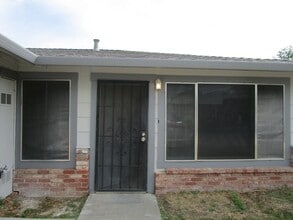 Building Photo - 1426 Callen St