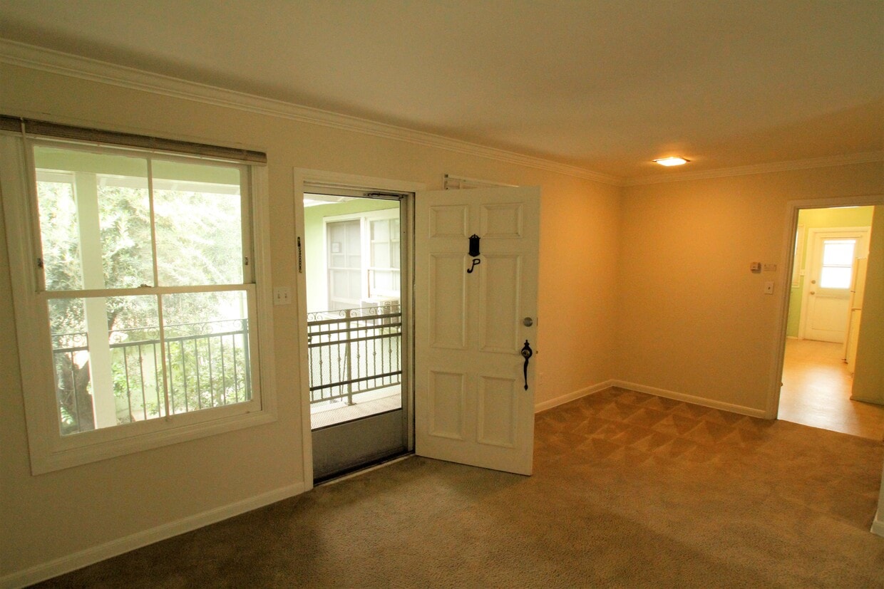 Primary Photo - 706 Brent Ave