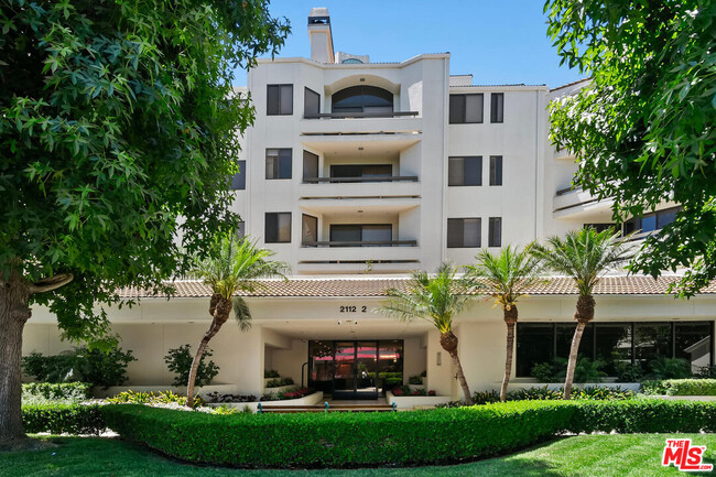 Building Photo - 2112 Century Park Ln