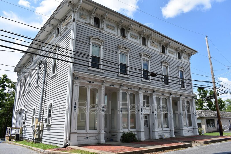 421 Canal St Unit Apt 1, Lock Haven, PA 17745 Condo for Rent in Lock