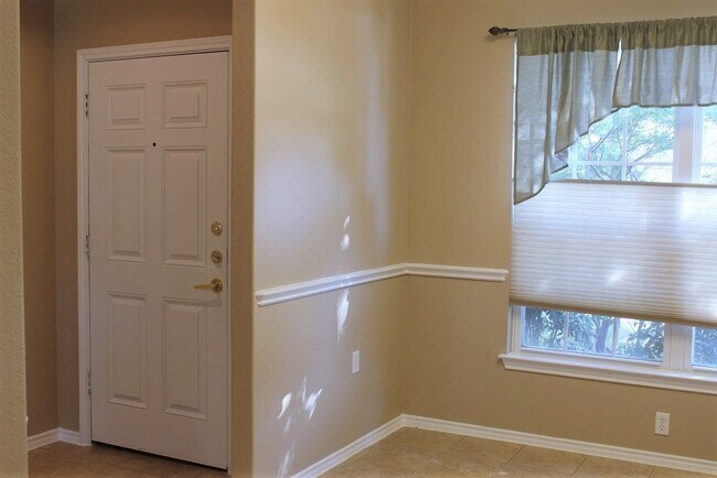 Building Photo - 103 Winter Drive-Unfurnished Sun City Rent...