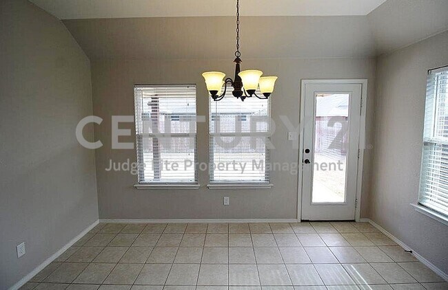 Foto del edificio - Wonderful 4/2/2 In Waxahachie For Rent!