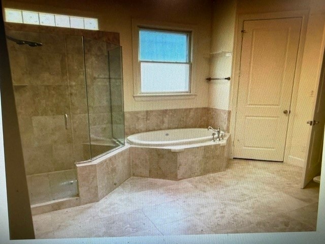 Building Photo - 6303 Hermann Lake Dr