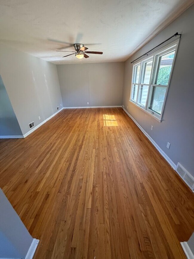 Photo - Benson 3 Bedroom! House