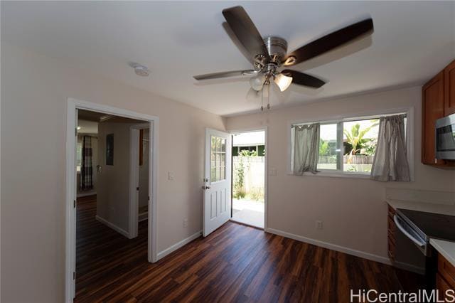 Building Photo - 3048 Hinano St