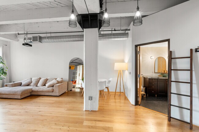 Foto del edificio - 1420 NW Lovejoy St