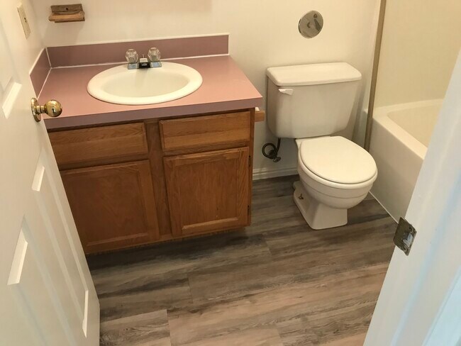 Foto del edificio - 2250 Meppen Dr