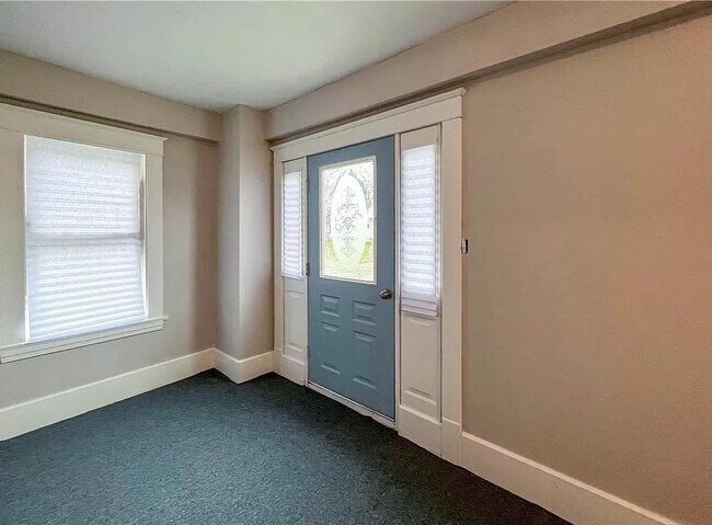 Foto del edificio - 316 E Florida Ave