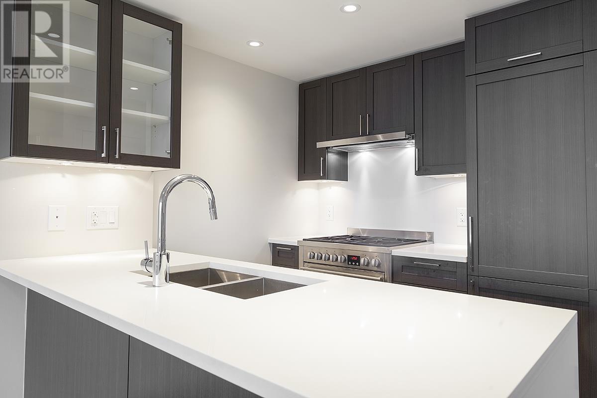 Primary Photo - 5598-5598 Ormidale St