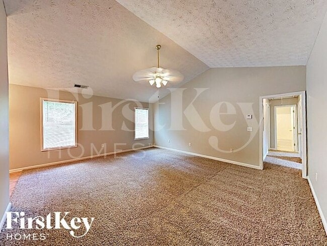 Building Photo - 40 Meeler Dr