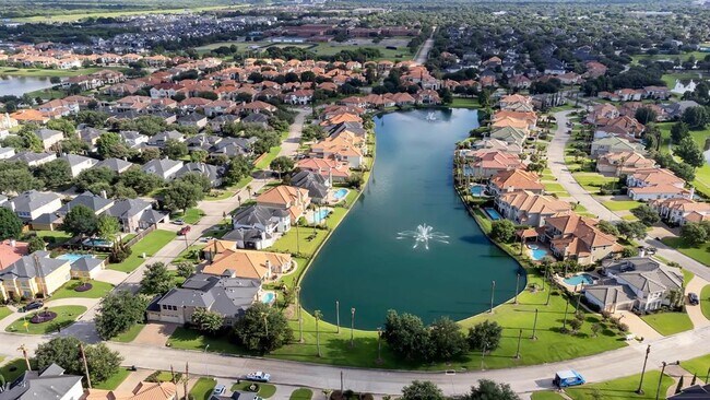 Building Photo - 14203 Jade Cove Dr