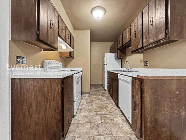 Foto del edificio - 16359 W 10th Ave