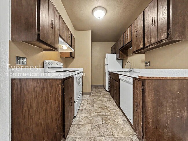 Foto del edificio - 16359 W 10th Ave