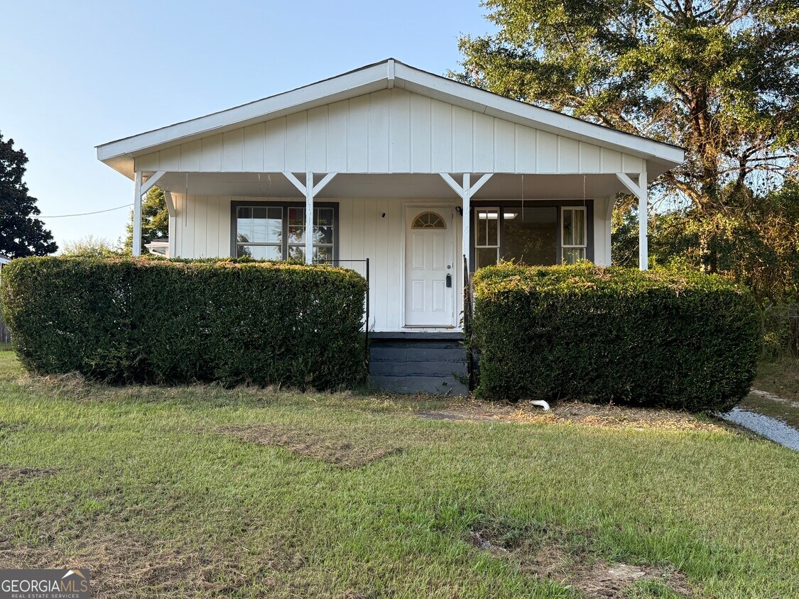 Foto principal - 7314 Union Grove Rd