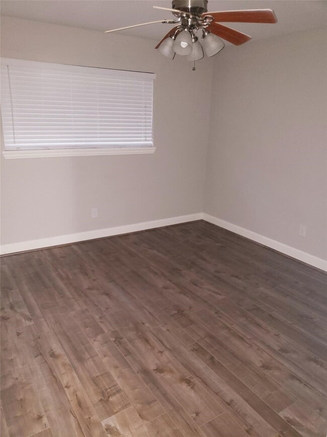 Building Photo - 5946 Lattimer Dr