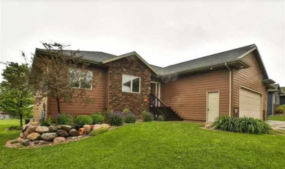 Foto principal - 105 S Country Club Ave
