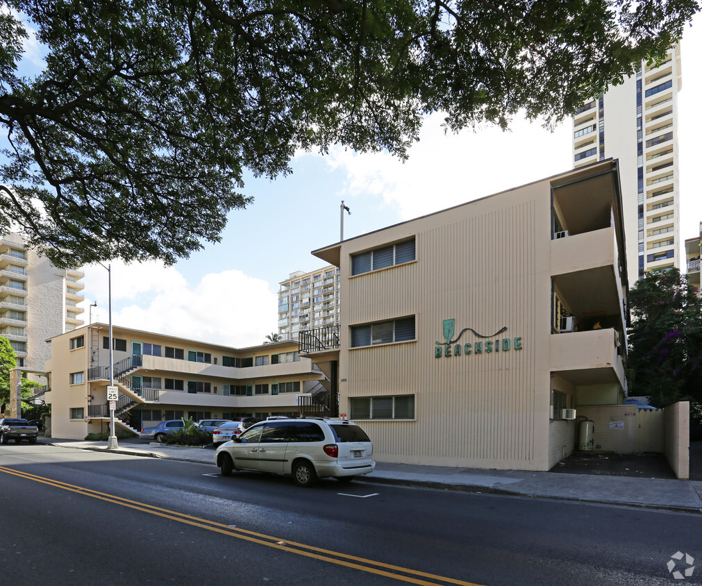 Building Photo - Beachside