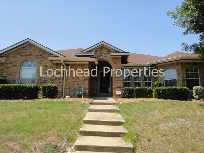 Primary Photo - 5107 Lee Hutson Ln