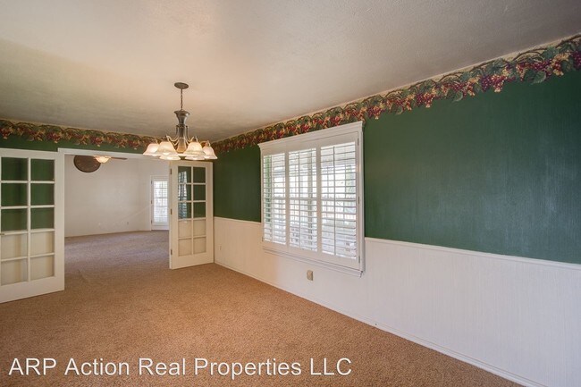 Building Photo - 625 Agua Caliente Dr