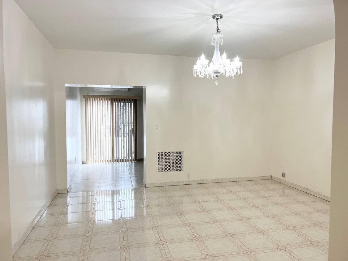 Primary Photo - 2137 Gerritsen Ave