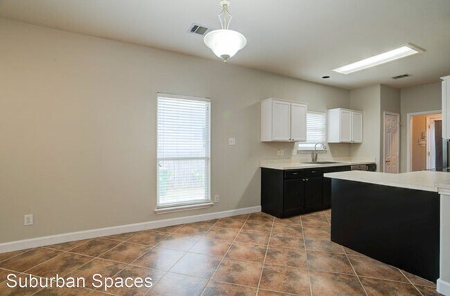 Building Photo - 3 br, 2 bath House - 619 Claude W Black