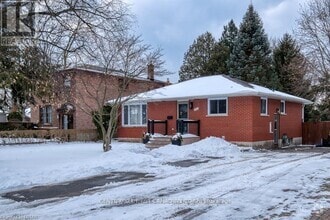 Building Photo - 341 Vesta Rd