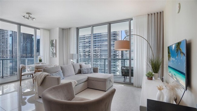 Foto del edificio - 1111 SW 1st Ave