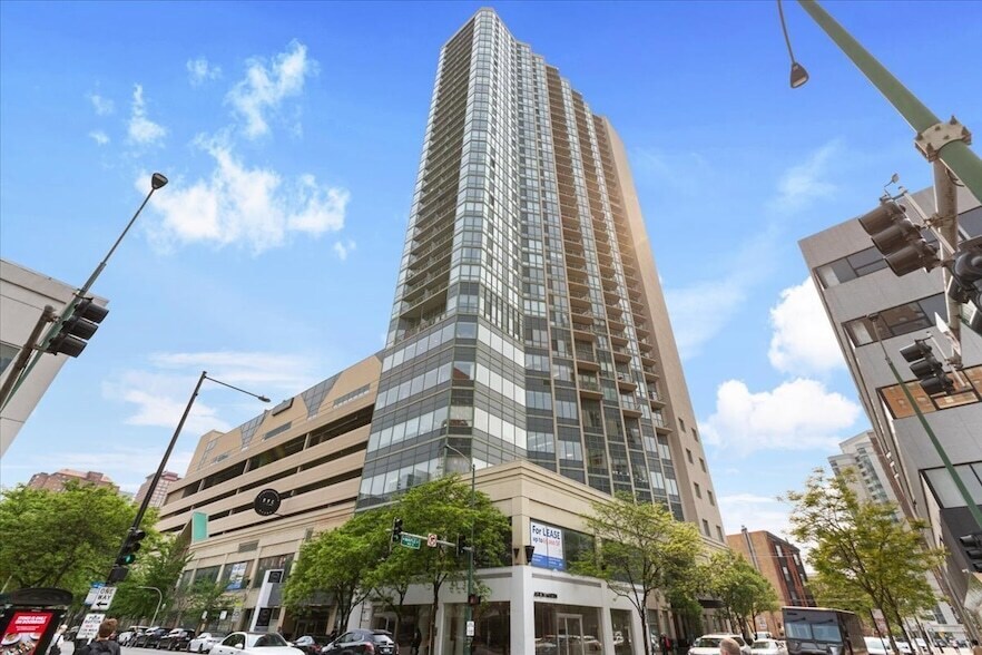 Foto principal - 111 W Maple St
