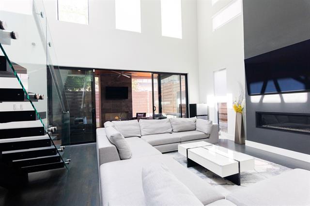 Foto del edificio - 5629 Matalee Ave