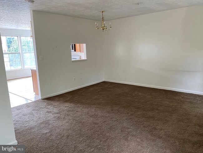 Building Photo - 1726 Sea Pine Cir