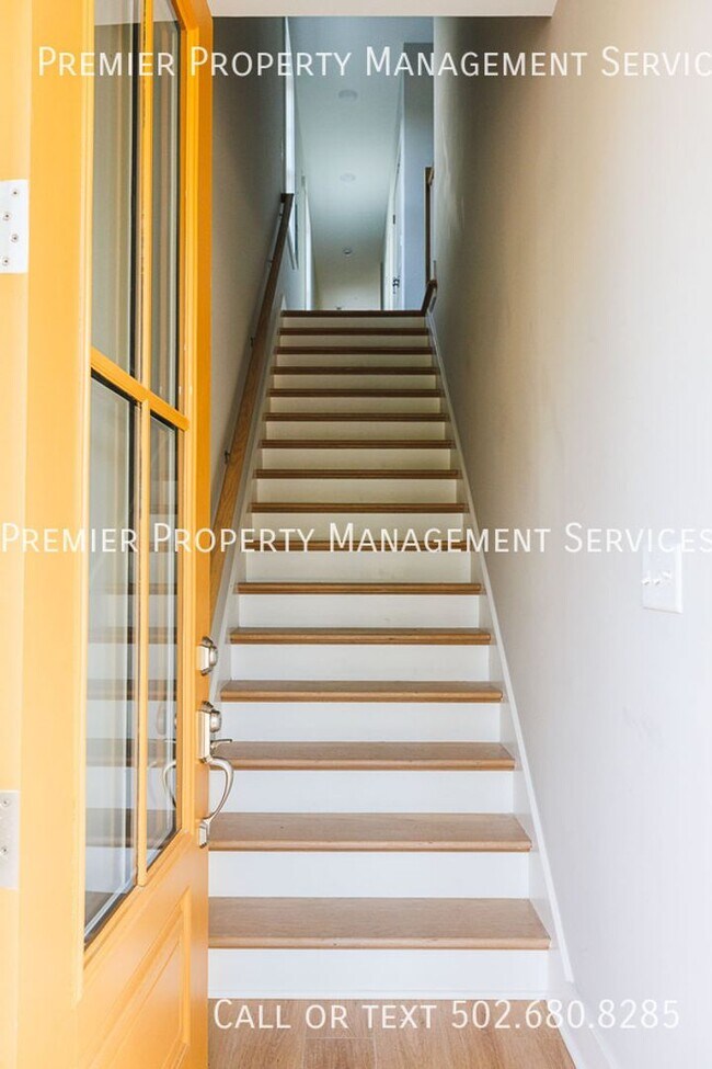 Foto del edificio - Two Bed  Two Bath Duplex-Brand-New 2024 Bu...