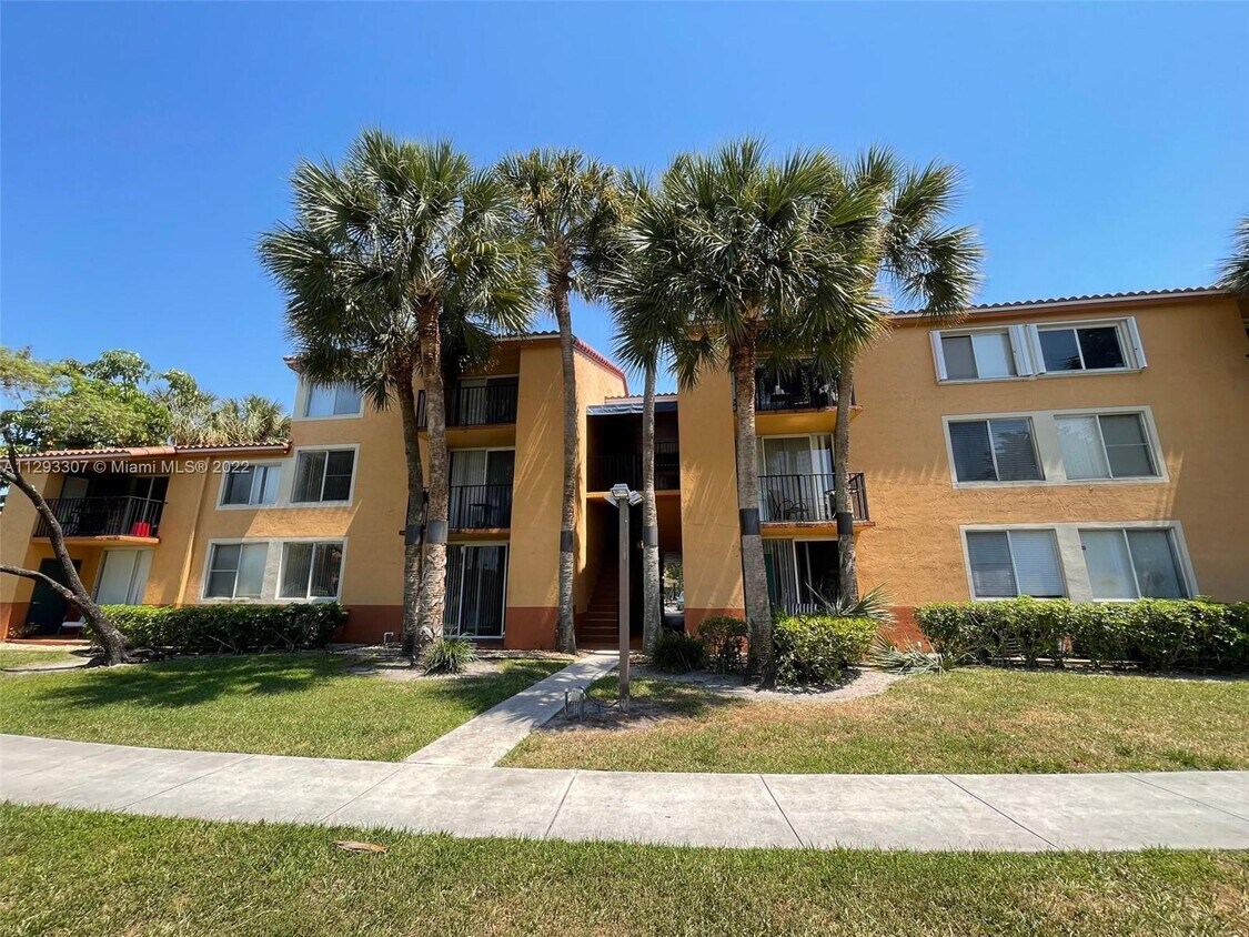 10717 Cleary Blvd, Plantation, FL 33324 House Rental in Plantation