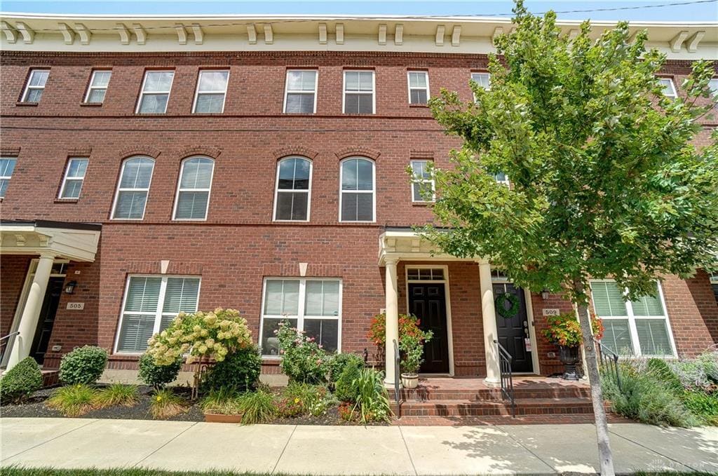 Primary Photo - 507 N Ford St
