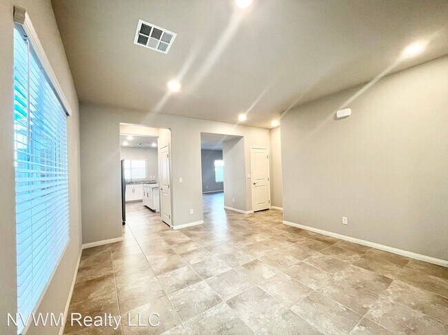 Building Photo - 5 br, 3 bath House - 5358 Java Plum St