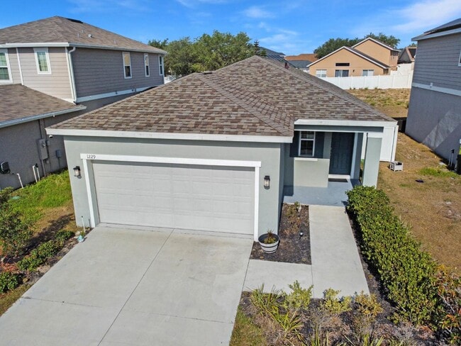 Building Photo - 1229 Forest Gate Cir