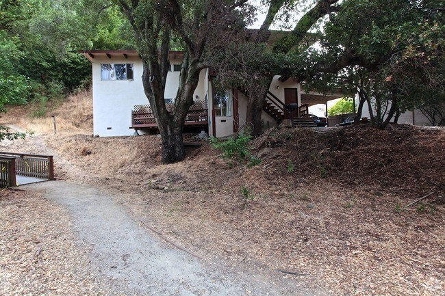 Building Photo - 2380-2382 Sir Francis Drake Blvd