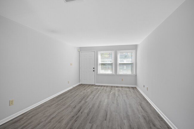 Foto del edificio - 721 N Poplar St