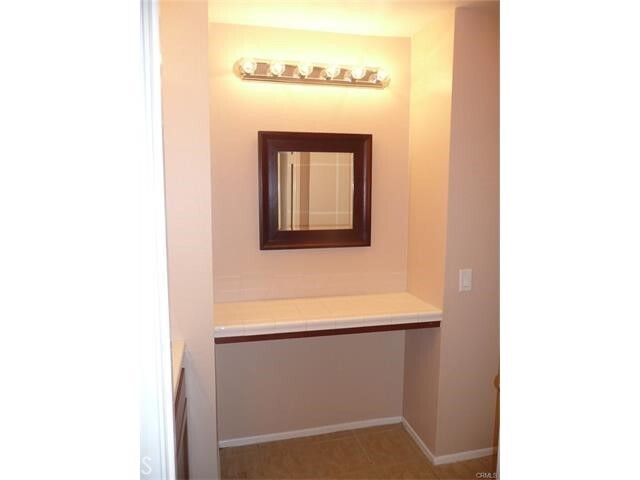 Foto del edificio - 600 W 3rd St