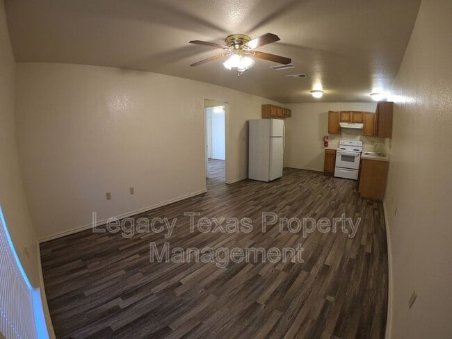 Building Photo - 1106 Williams Ave