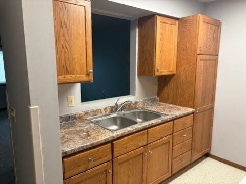 Building Photo - 904 E Milwaukee Ave