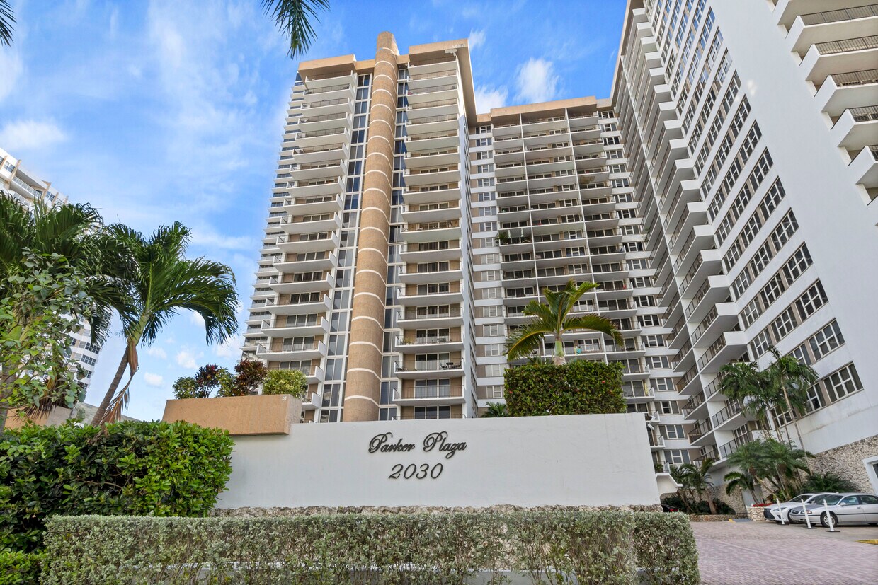 Foto principal - 2030 S Ocean Dr