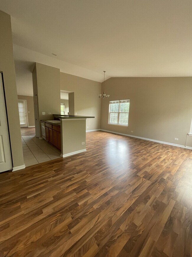 Foto del edificio - 1242 Brookdale Dr