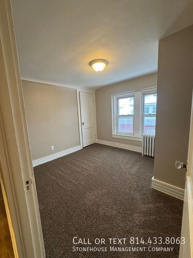 Foto del edificio - 422 West 10-5