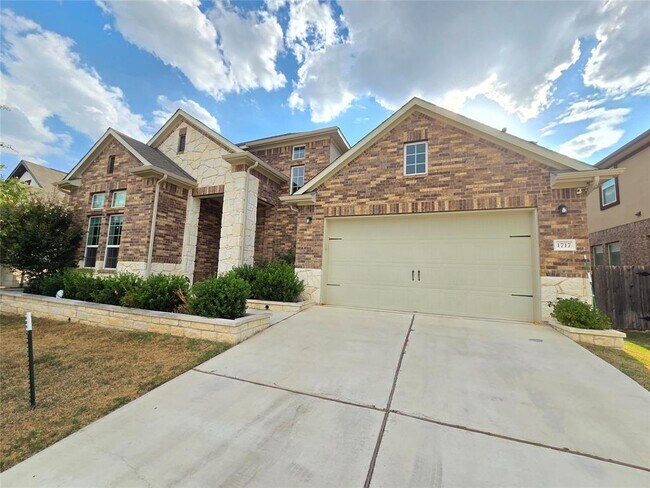 Building Photo - 1717 Navajo Song Ln