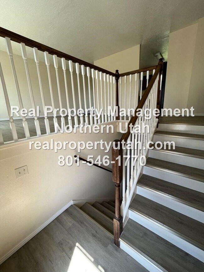 Building Photo - 3 Bed 2 Bath Layton Home Coming Soon