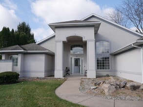 Building Photo - 5105 Forum Blvd