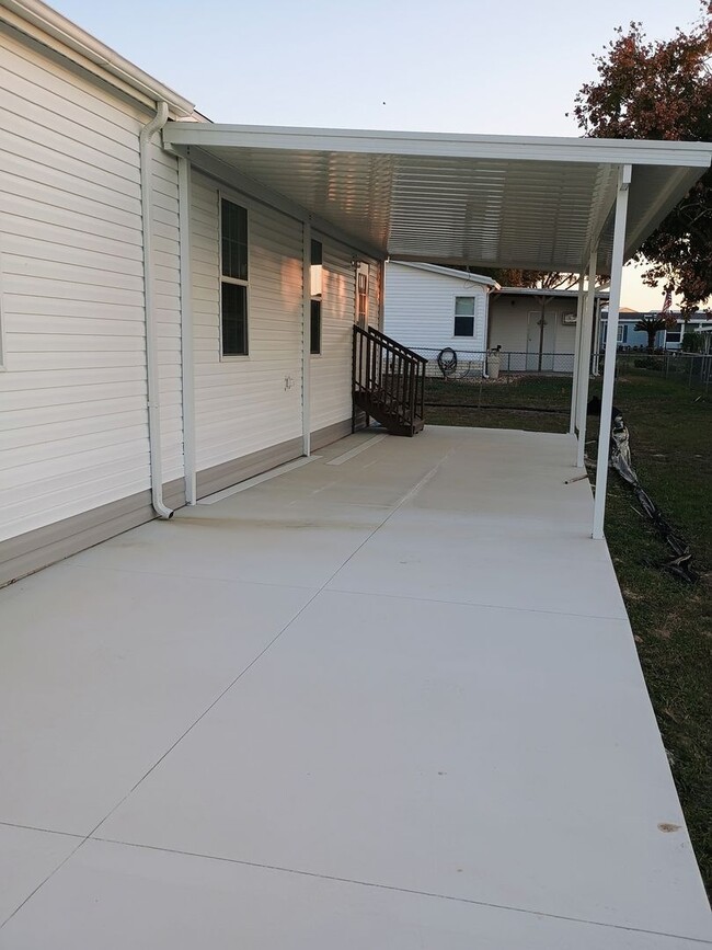 Building Photo - New Build 3 bedroom 2 bath